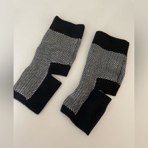 Lululemon dance sock new
